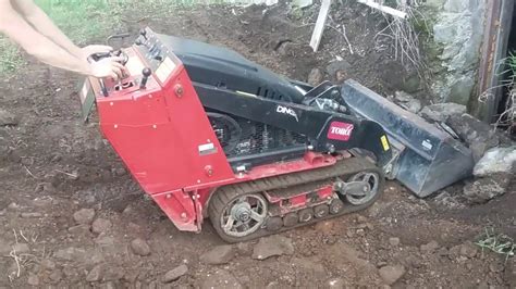 how much dirt can a skid steer dig an hour|how much can a mini dig.